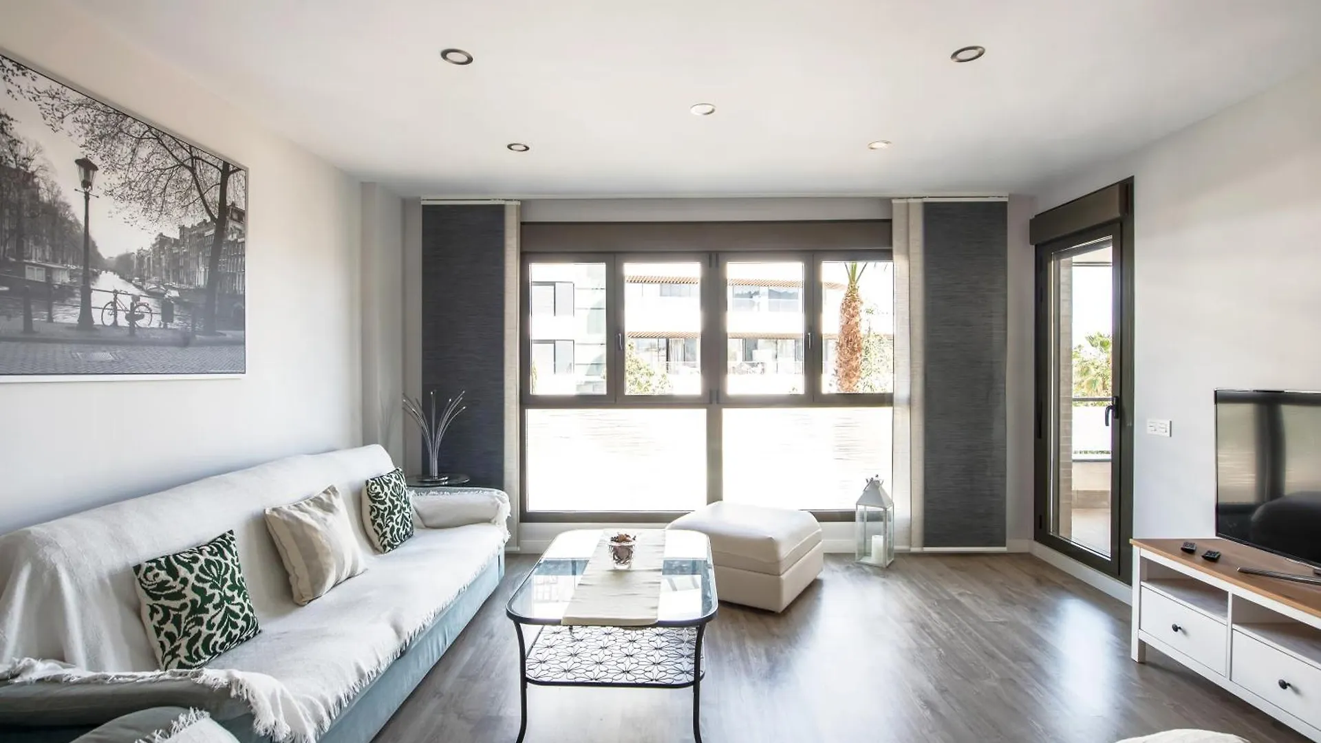 Suite Home Los Alamos Sol, Playa Y Golf , Parking&Wifi Torremolinos 0*,  Spanje