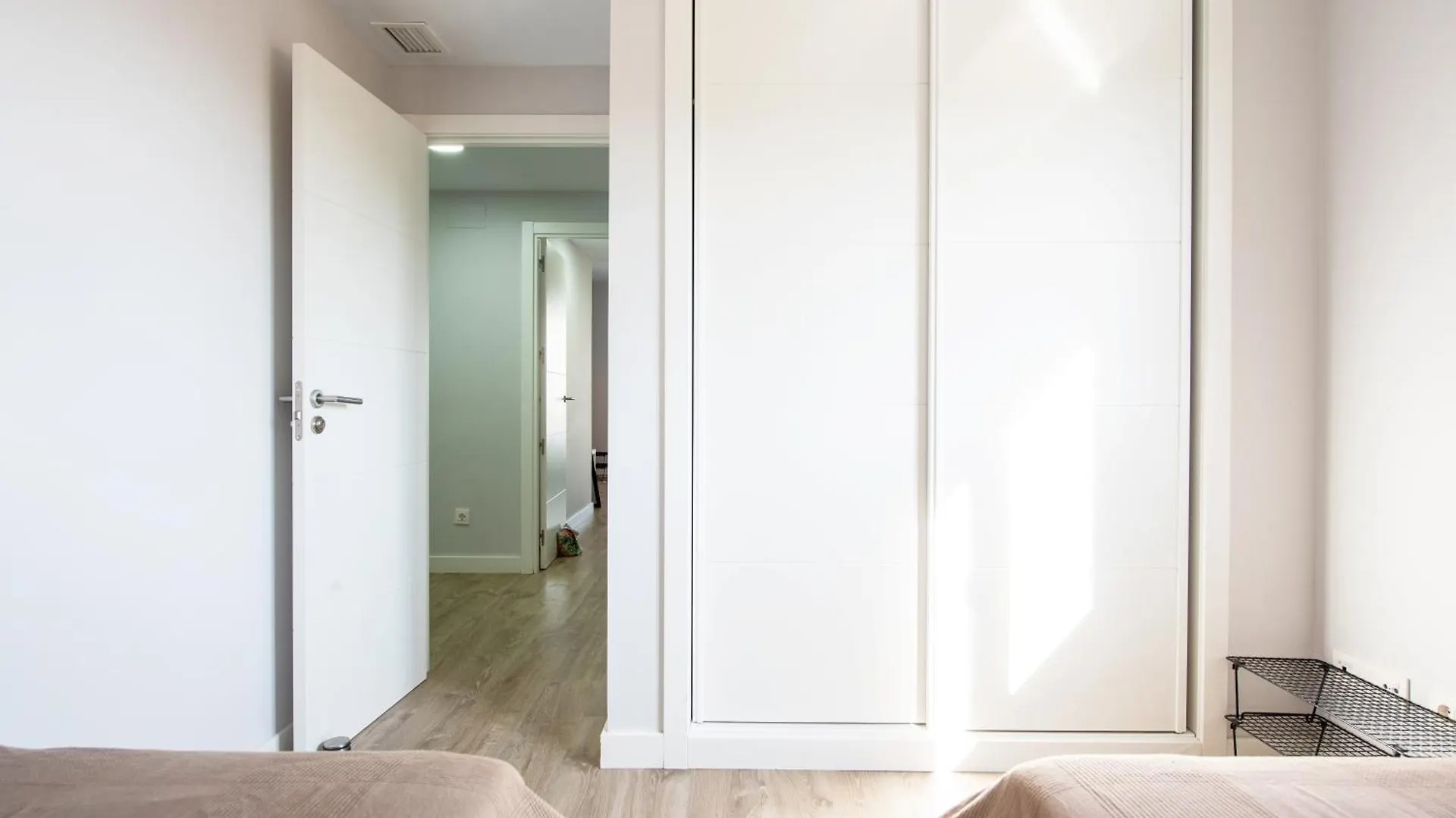 Suite Home Los Alamos Sol, Playa Y Golf , Parking&Wifi Torremolinos Apartment